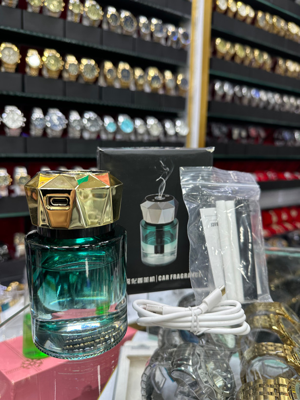 خوشبوکننده خودرو و محیط